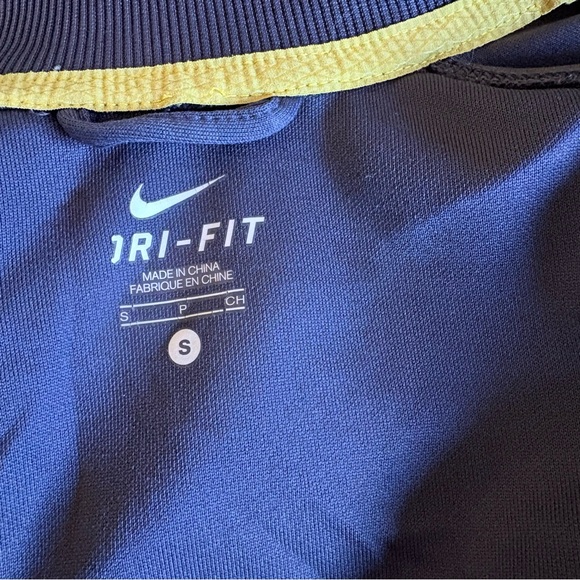 Nike Jacket Livestrong Gray Running Jacket with Yellow Accents Sz S - Picture 7 of 9